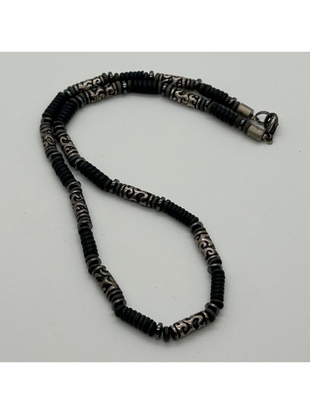 Vintage Choker Necklace Black Wood Beads Silver-Tone Metal Tribal Boho Surfer